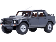 Lamborghini LM002 Blu Acapulco Blue Metallic 1/18 Model Car by Autoart